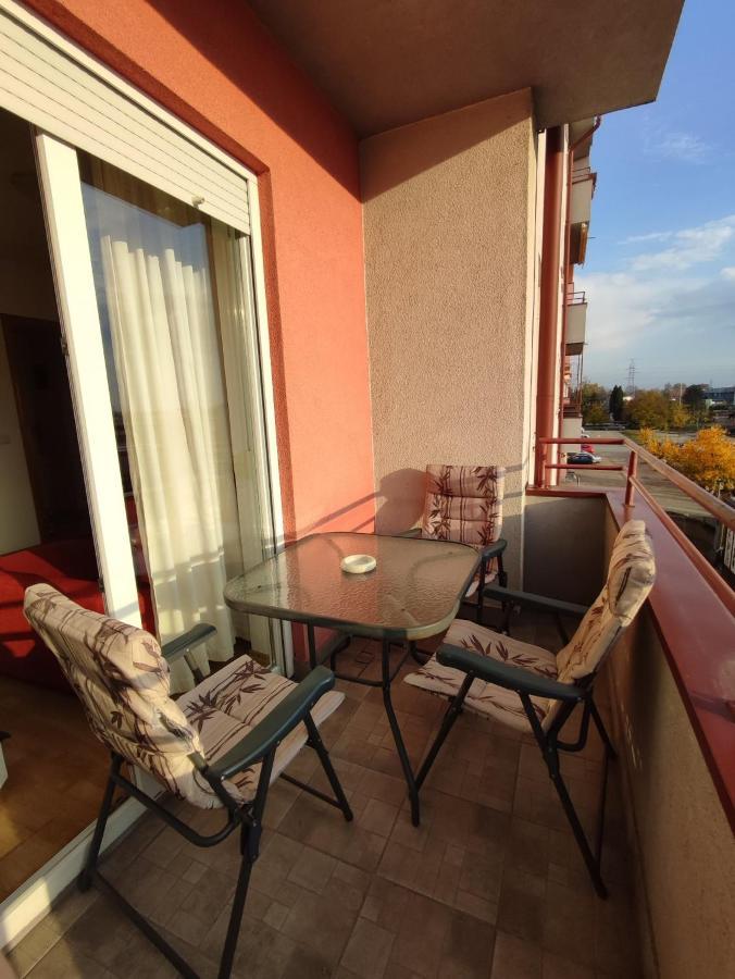 Apartman Ana Daire Bosanska Gradiska Dış mekan fotoğraf